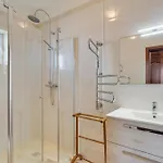 Bom Sucesso View House By Madeira * Funchal (Madeira)