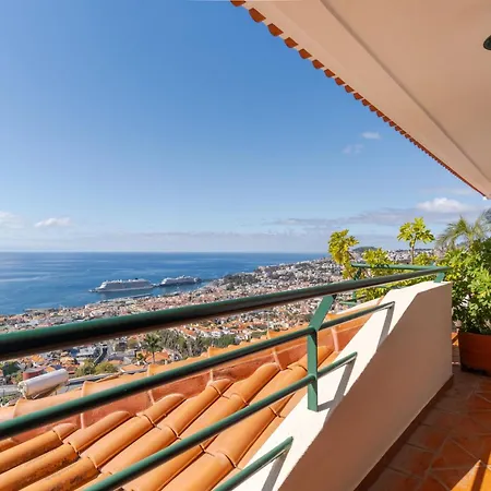 Bom Sucesso View House By Madeira Nyaraló Funchal