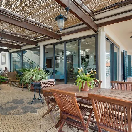 Bom Sucesso View House By Madeira Σπίτι διακοπών Φουνκάλ